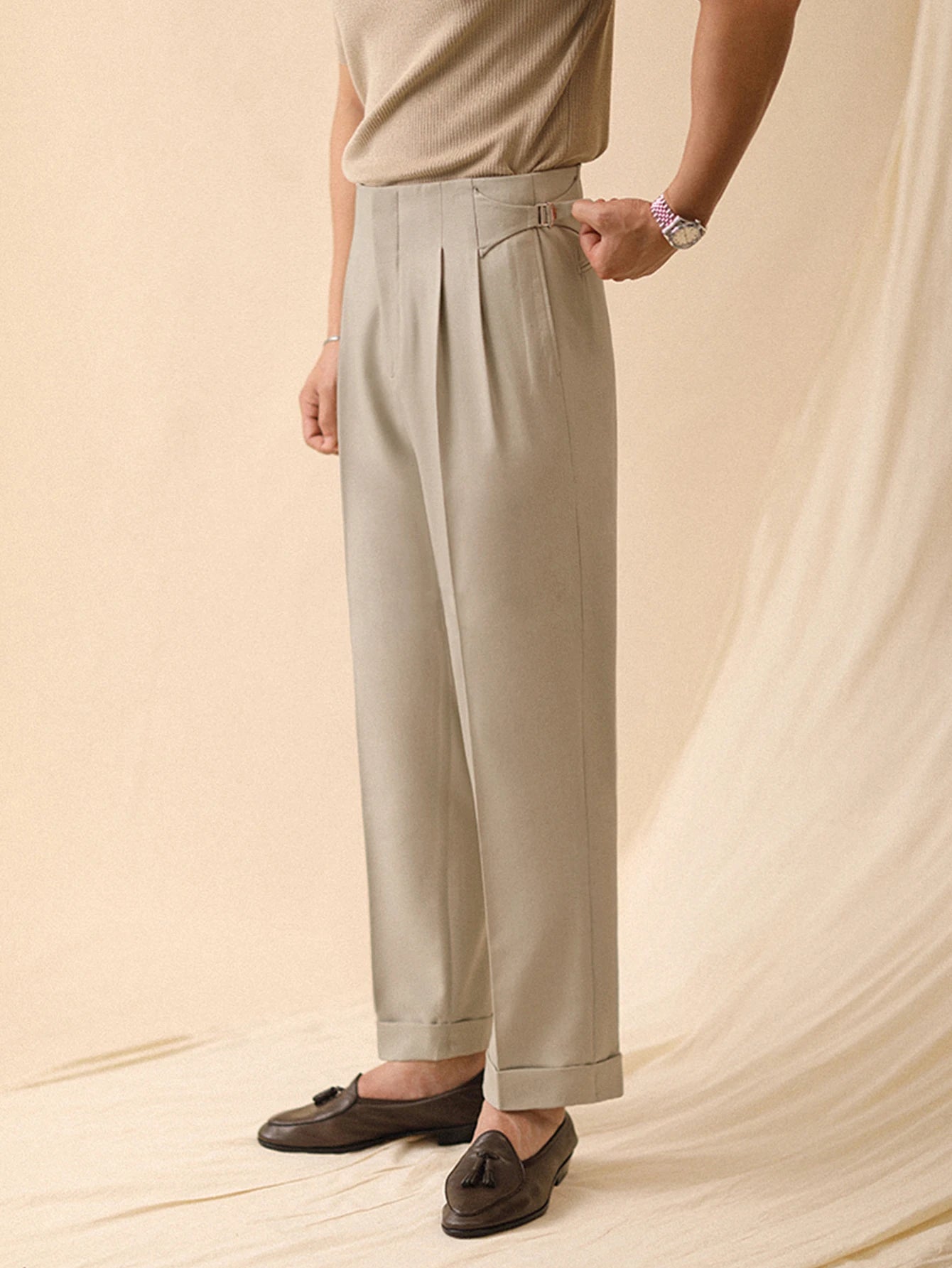 Relaxed Pleated Trousers