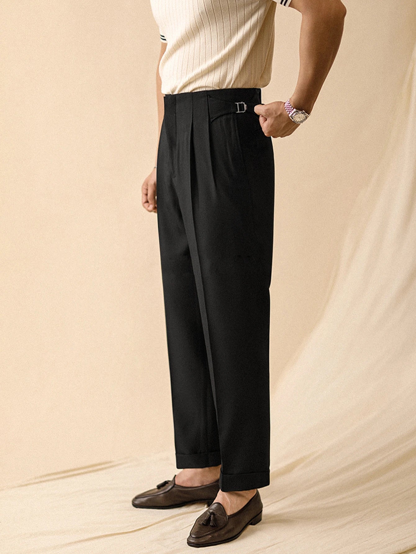 Relaxed Pleated Trousers