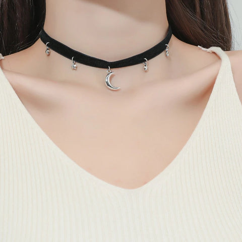 Simple Vintage Velvet Pearl
