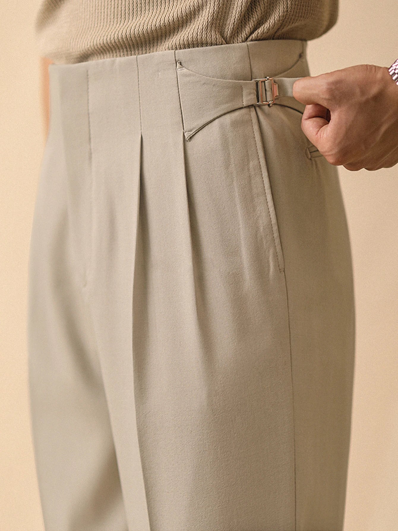 Relaxed Pleated Trousers