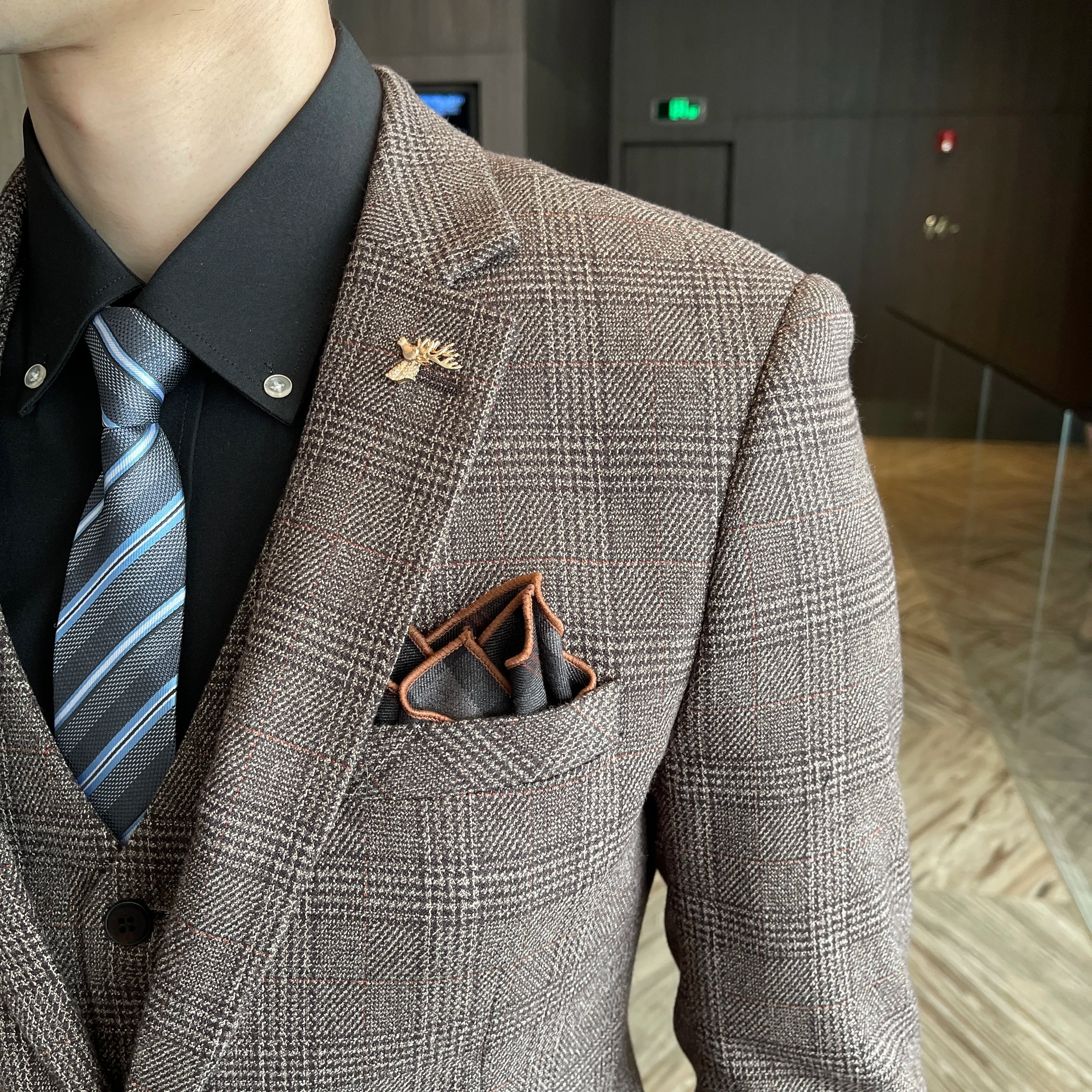 High Quality Plaid Three-Piece Suit
