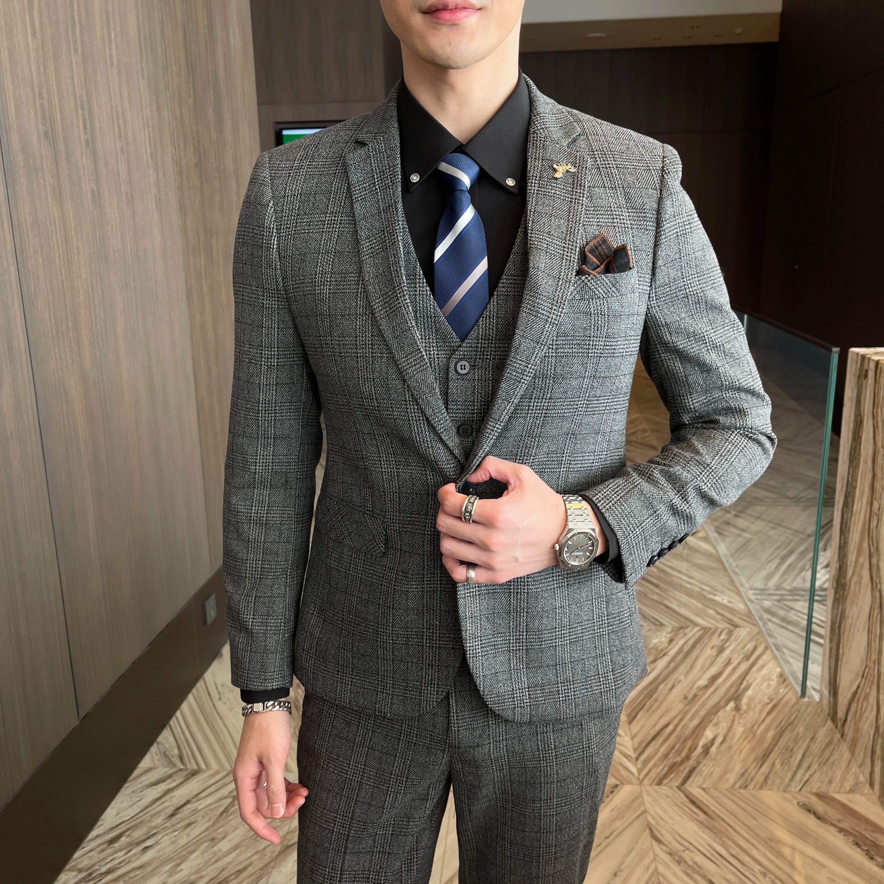 High Quality Plaid Three-Piece Suit