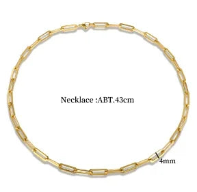 Layered & Pendant Necklaces