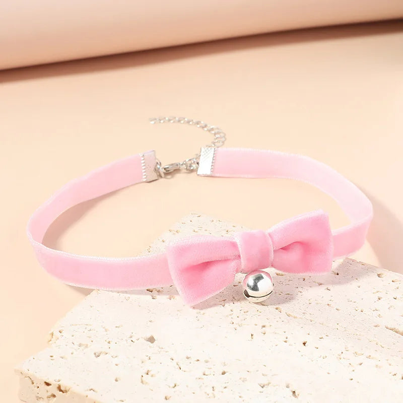 Simple Vintage Velvet Pearl
