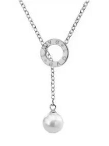 Layered & Pendant Necklaces