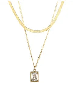 Layered & Pendant Necklaces