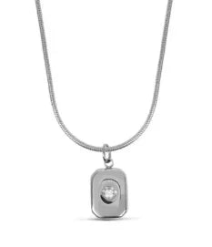 Layered & Pendant Necklaces
